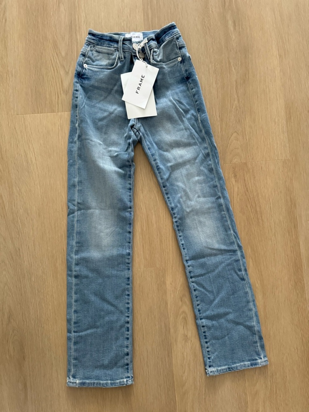 FRAME
Le High Straight cropped mid-rise straight-leg jeans